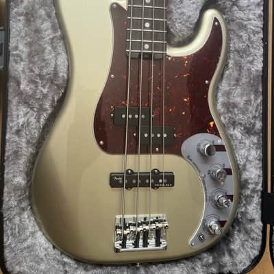 Fender American Elite Precision Bass with Ebony Fretboard 2018 - Champagne LIKE NEW image 2