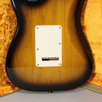 2005 Fender 50th Anniversary American Stratocaster 2-Color Sunburst w/OHSC image 4