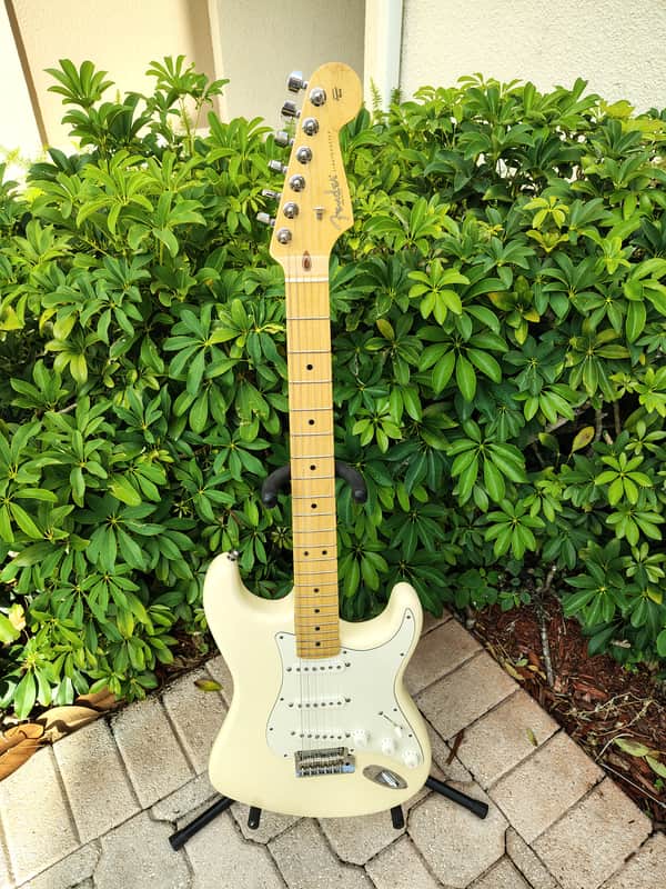 Fender American Standard Strat Stratocaster Olympic White *UNPLAYED* 2011 image 1
