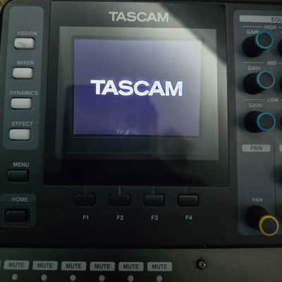 TASCAM DP-32SD 32-track Digital Portastudio 2014 - Present - Black image 3