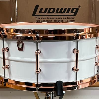 Ludwig LB430TDC Polar-Phonic 6.5x14" Brass Snare Drum with Copper Hardware 2021 - Present - Polar White image 5