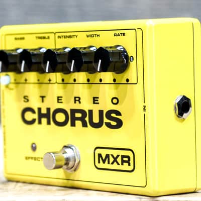 MXR M134 Stereo Chorus Analog Bucket-Brigade Lush Analog Chorus Effect Pedal image 2