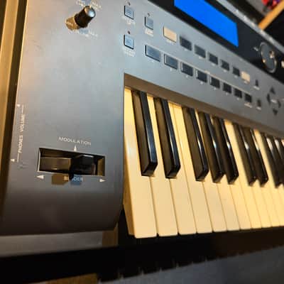 Roland DJ-70 Sampling Synthezier 1992 - 1996 - Black image 2