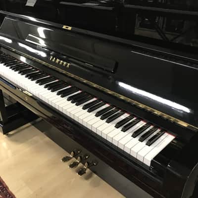 Yamaha U3H Nuovo Ricondizionato 2500379 - Gloss Black image 3