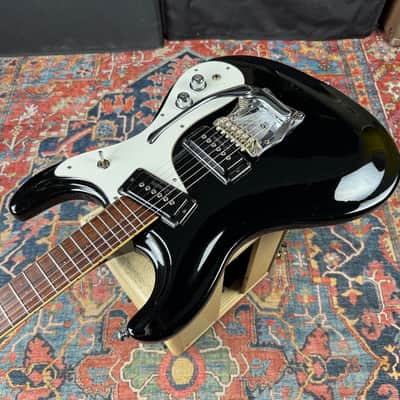 Mosrite of California "The Ventures Model" 65 Reissue - 1980's image 11