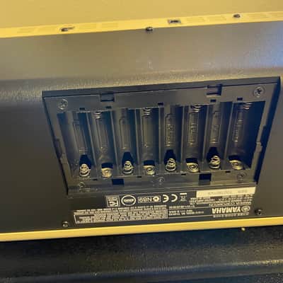 Yamaha THR10 Portable / Desktop Modeling Guitar Amplifier image 6