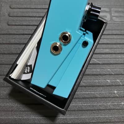 Boss CE-2W Chorus Waza Craft 2016 - Present - Blue image 4