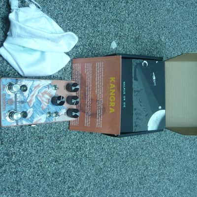 Walrus Audio Kangra Filter Fuzz 2019 - Pink image 2