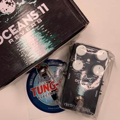 Electro-Harmonix Oceans 11 Reverb 2018 - Present - Black image 1