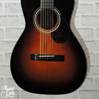 Eastman E1P-DLX-SB Acoustic Electric Parlor Guitar with Gig Bag image 3