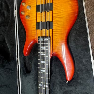 Used PEAVEY TL-Five 5-string electric Sunburst Orange w/ Hard Case BASS guitar TL-5 image 2