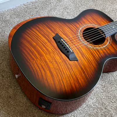 Washburn Comfort WCG12FCE 2025 - Cognac Sunburst image 2
