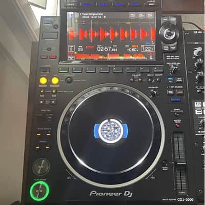 Pioneer CDJ-3000 DJ Multi-Player 2023 - Present - Black image 2