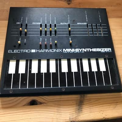 Electro-Harmonix Mini Synthesizer EH-400 1980 - Black image 4