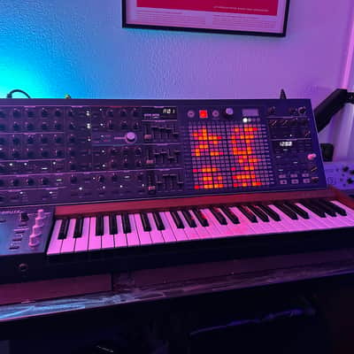 Arturia MatrixBrute 49-Key Synthesizer 2017 - Present - Black