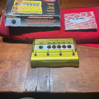 LINE6 DM4 Distortion Modeler 本体のみ Line 6 DM4 Distortion Modeler Pedal | Sweetwater