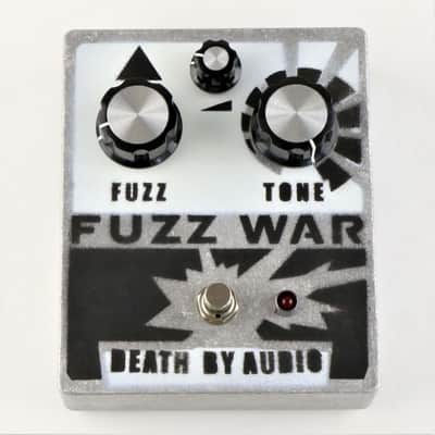 DEATH BY AUDIO FUZZ WAR image 4
