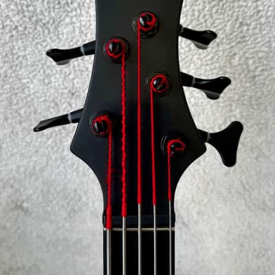 Ibanez BTB625EX-BKF Iron Label 2021 - Present - Black Flat image 3
