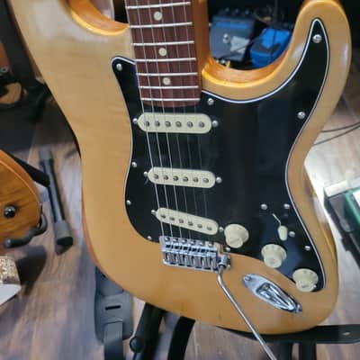 Fender Stratocaster 2025 - Gloss Flame Maple image 6