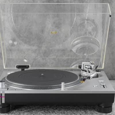 Technics SL-1200GR Direct Drive Turntable in Excellent Condition image 3