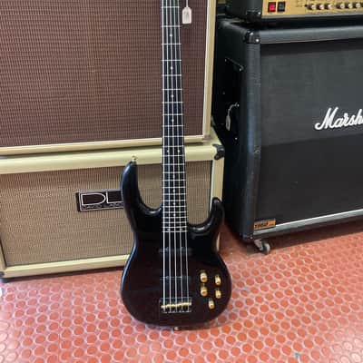 Carvin LB75 5 string bass 1990,s? - Black image 1