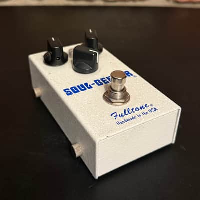 Fulltone Soul Bender v2 with Power Supply 2010s - White image 4