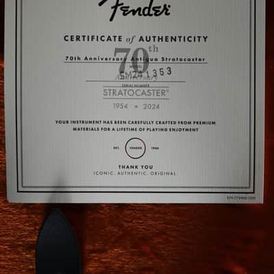 Fender 70th Anniversary Vintera® II Antigua Stratocaster® - Antigua image 19