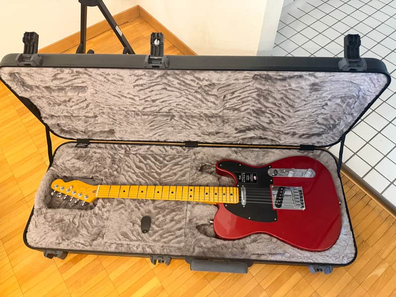 Fender American Ultra II Telecaster with Maple Fretboard 2024 - Present Sinister Red