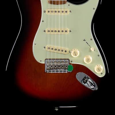 Fender Vintera '60s Stratocaster 3-Tone Sunburst-MX19035086 image 1