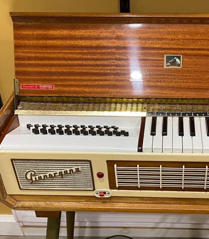 Farfisa Pianorgan 3 1950’s image 1
