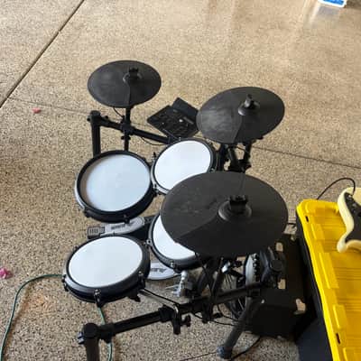 Alesis Nitro Max Kit Electronic Drum Set 2023 - Present - Black image 2