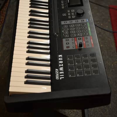 Kurzweil K2700 88-Key Synthesizer Workstation 2021 - Present - Black