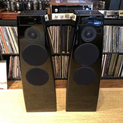 Meridian Special Edition DSP5200 Digital Active Speakers in Original Boxes image 1