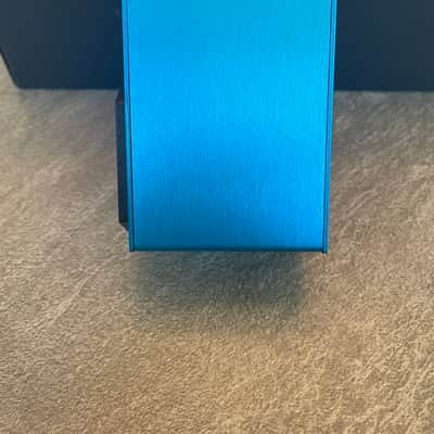 Supro 1310 Tremolo 2010s - Blue image 3