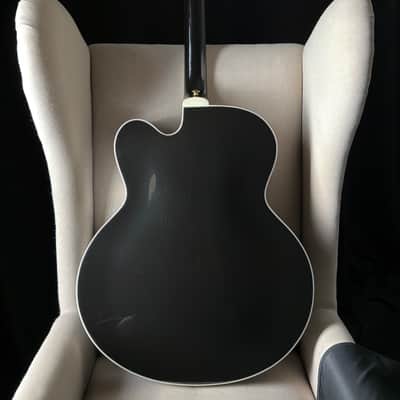 Heritage Super Eagle 18" Archtop Hollowbody image 2