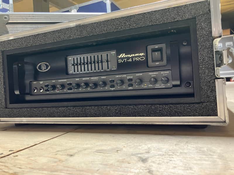 Ampeg SVT-4 PRO 1200-Watt Bass Amp Head 1997 - 2006 - Black image 1