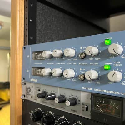 Orban Model 424A Stereo Gated Compressor / Limiter with De-Esser 1980s - Blue original vintage USA image 4
