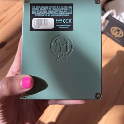 Walrus Audio Lore Reverse Soundscape Generator Limited Edition - Fall Series 2025 - Green Fall Fantasy Graphic image 5