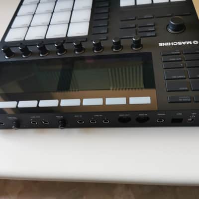 Native Instruments Maschine MKIII 2010s - Black image 5