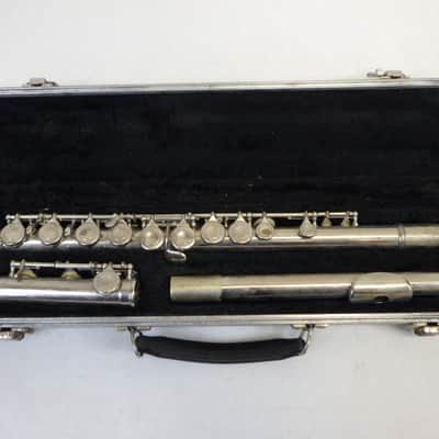 【美品】セルマー フルート BUNDY2 美品】セルマー フルート BUNDY2 Selmer Bundy flute with hard case
