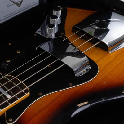 Fender Custom Shop '64 Jazz Bass Heavy Relic Limited Edition 4-String Bass Guitar, Rosewood Fingerboard, 3-Color Sunburst image 8