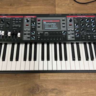 Roland V Stage 76 Keyboard; Serial No: Z5S0968 | Second Hand image 4