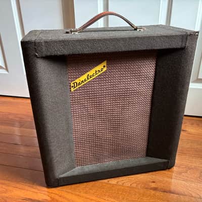 Danelectro Series D Model 68 Vintage Amplifier 1950's image 1