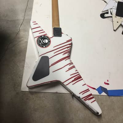 Jackson Custom Shop Star "Chris Holmes WASP" Tribute 2000's ? Blood Spatter On White / Matching Head image 7