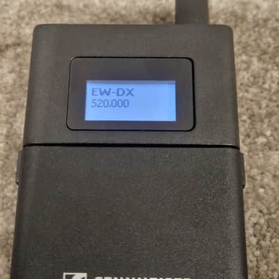 Sennheiser EW-DX SK 520.000 MHz- Bodypack Transmitter - Black - Excellent image 12
