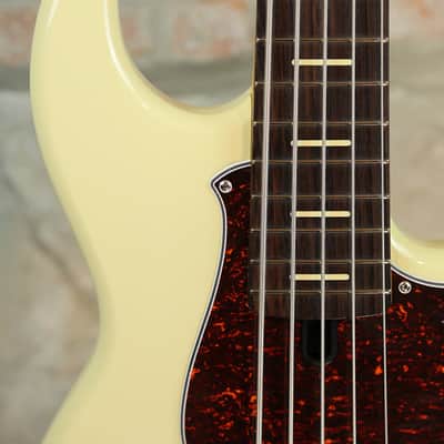 YAMAHA BBP35 VW - 5 Corde Made in Japan - Vintage White image 6