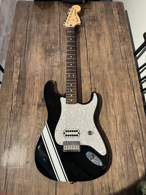 Fender Limited Edition Tom DeLonge Signature Stratocaster 2023 - Black