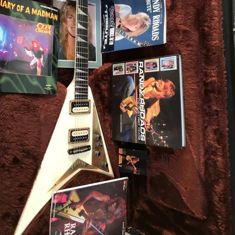 Jackson RR1 Custom Randy Rhoads 1983 San Dimas Custom Shop Offset Flying V White PRE Fender era!