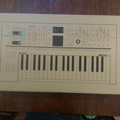 Roland Gaia 2 37-Key 22-Voice Synthesizer 2023 - Present - Silver image 16