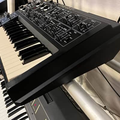 Roland SH-1 Classic MonoSynth - 1978! image 4
